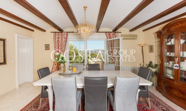 Resale - Villa -
Teulada - Moraira