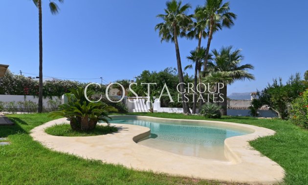 Resale - Villa -
Benissa - Benissa Centro