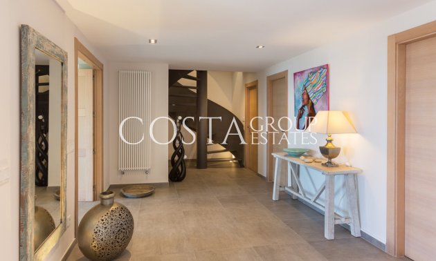 Herverkoop - Villa -
Benissa