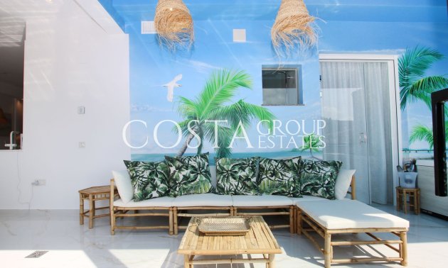 Resale - Apartments -
Alicante City - Alicante City Centro