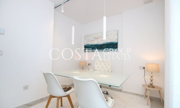 Resale - Apartments -
Alicante City - Alicante City Centro