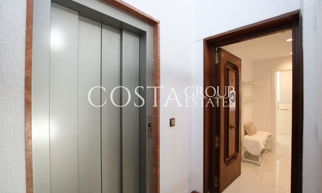 Resale - Apartments -
Alicante City - Alicante City Centro