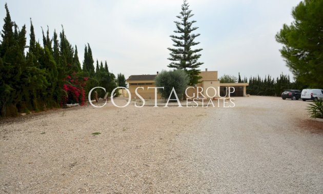 Resale - Villa -
Almoradí - Almoradi Centro