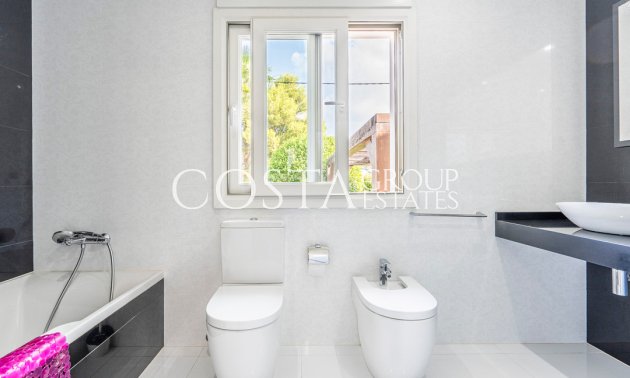 Resale - Villa -
Benissa - Benissa Centro