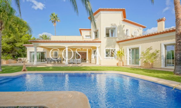 Resale - Villa -
Benissa - Benissa Centro