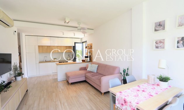 Resale - Villa -
Orihuela - La Zenia