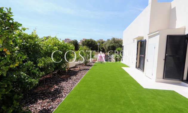 Resale - Villa -
Orihuela - La Zenia