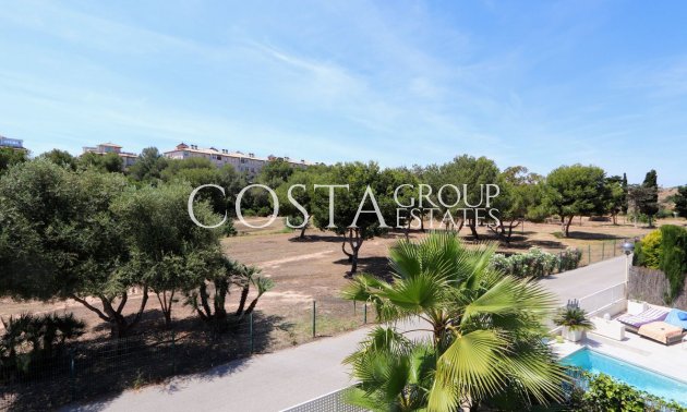Resale - Villa -
Orihuela - La Zenia