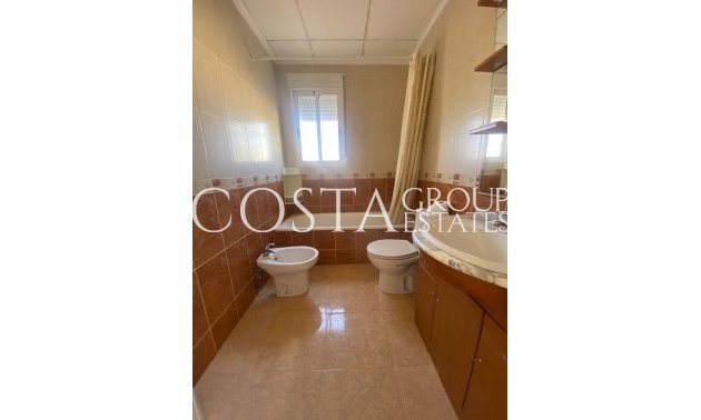 Wiederverkauf - Villa -
Catral - Catral Centro