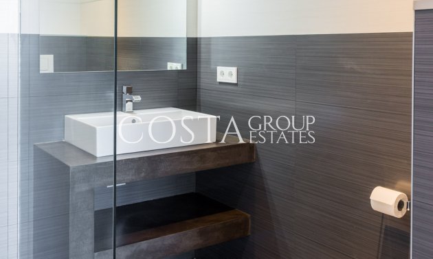 Resale - Villa -
Teulada - Moraira