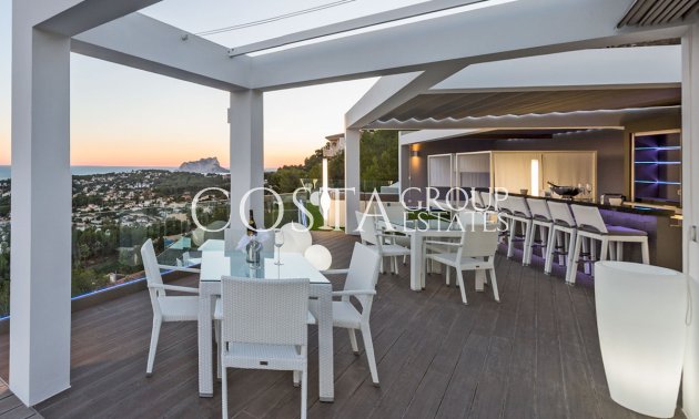 Resale - Villa -
Teulada - Moraira