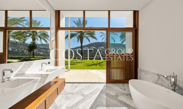 New Build - Villa -
Casares - Pedregales