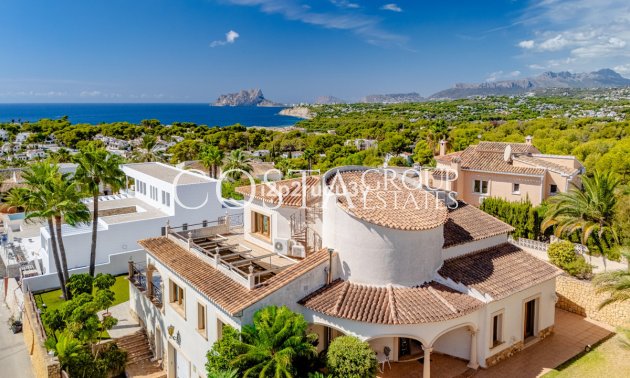 Resale - Villa -
Teulada - Moraira