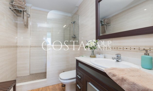 Resale - Apartments -
Torrevieja - Torrevieja Centro