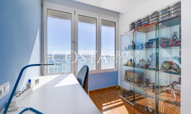 Resale - Apartments -
Torrevieja - Torrevieja Centro