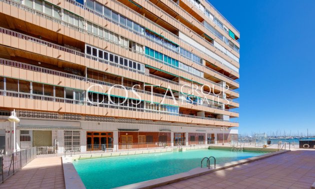 Resale - Apartments -
Torrevieja - Torrevieja Centro
