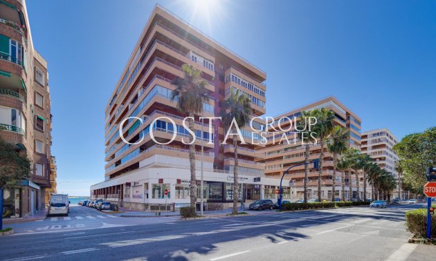 Resale - Apartments -
Torrevieja - Torrevieja Centro