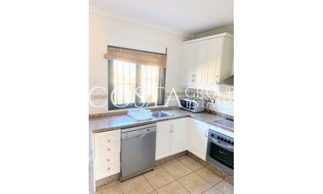 Resale - House -
Orihuela - Villamartin