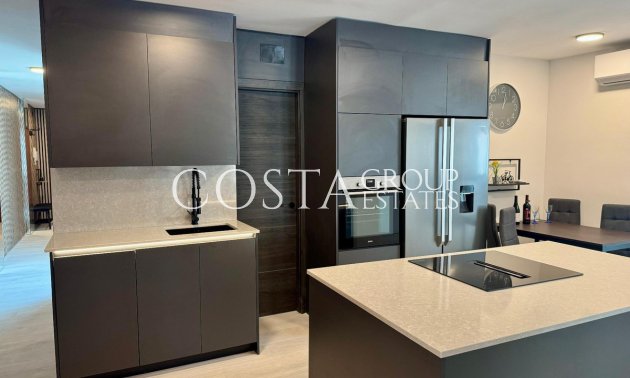 Resale - Apartments -
Torrevieja - Torrevieja Centro