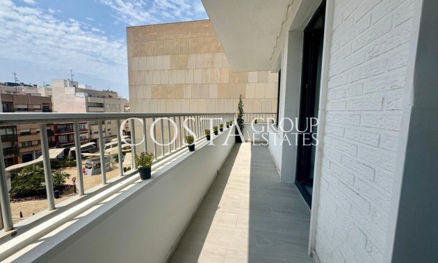 Resale - Apartments -
Torrevieja - Torrevieja Centro