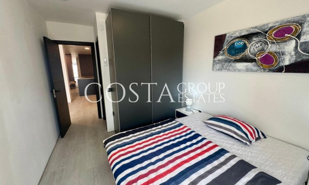 Resale - Apartments -
Torrevieja - Torrevieja Centro