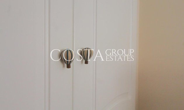 Resale - Apartments -
Torrevieja - La Veleta