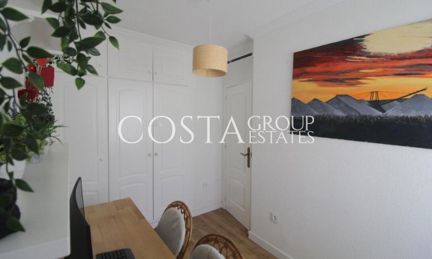 Resale - Apartments -
Torrevieja - La Veleta