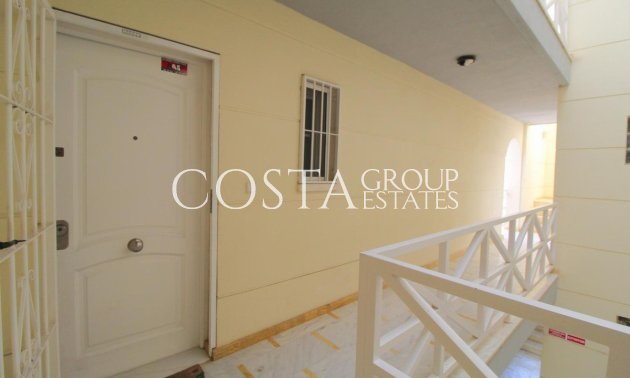 Resale - Apartments -
Torrevieja - La Veleta