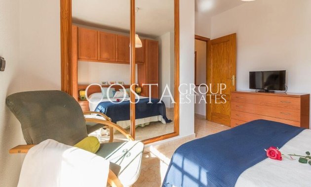 Resale - Villa -
Orihuela - Orihuela Costa