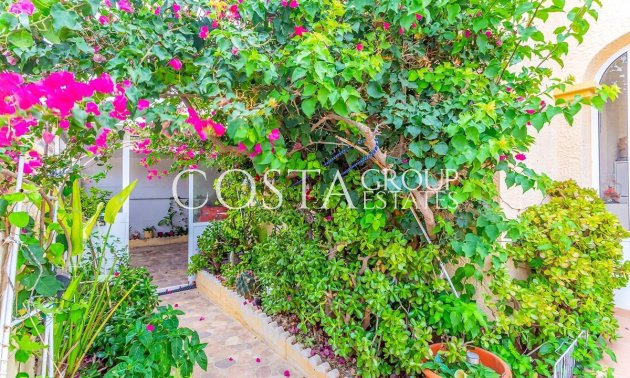 Resale - House -
Orihuela - Orihuela Costa