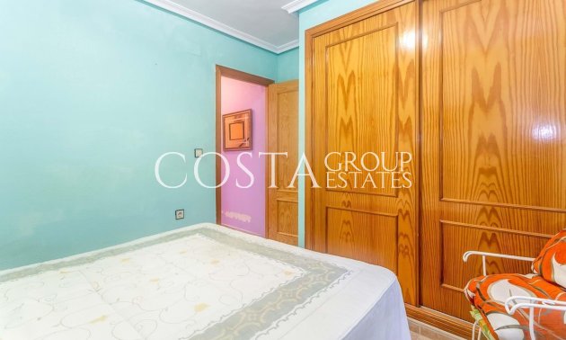 Resale - House -
Orihuela - Orihuela Costa
