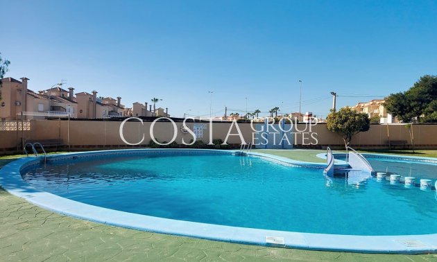 Resale - House -
Orihuela - Orihuela Costa