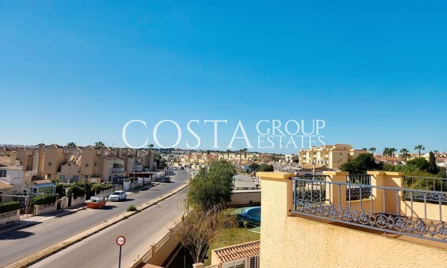 Resale - House -
Orihuela - Orihuela Costa