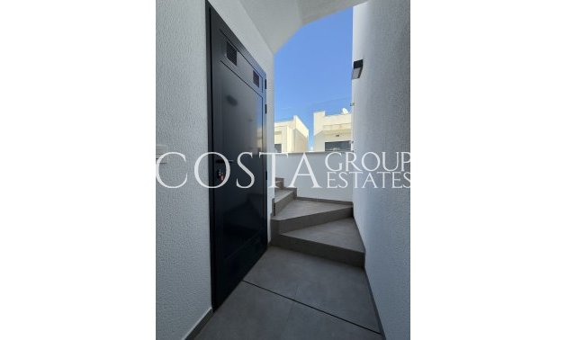 Resale - Villa -
Los Montesinos - Los Montesinos Centro