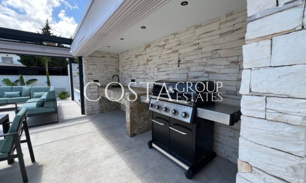 Resale - Villa -
Orihuela - Orihuela Costa