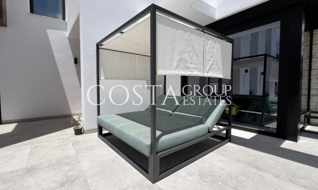 Resale - Villa -
Orihuela - Orihuela Costa