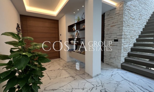 Resale - Villa -
Orihuela - Orihuela Costa