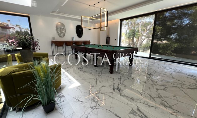 Resale - Villa -
Orihuela - Orihuela Costa