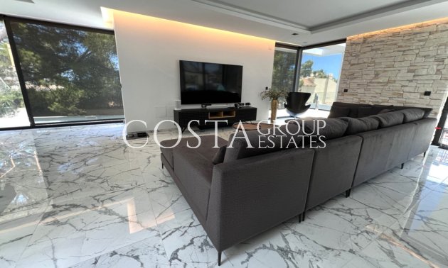 Resale - Villa -
Orihuela - Orihuela Costa