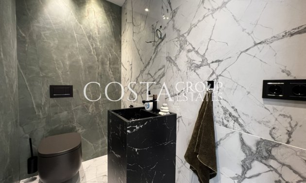 Resale - Villa -
Orihuela - Orihuela Costa