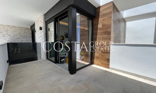 Resale - Villa -
Orihuela - Orihuela Costa