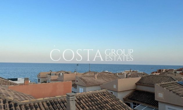 Resale - Villa -
Torrevieja - Torrevieja Centro