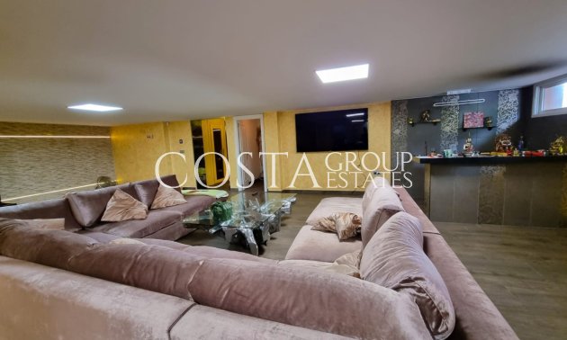 Resale - Villa -
Torrevieja - La Mata