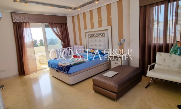 Resale - Villa -
Torrevieja - La Mata