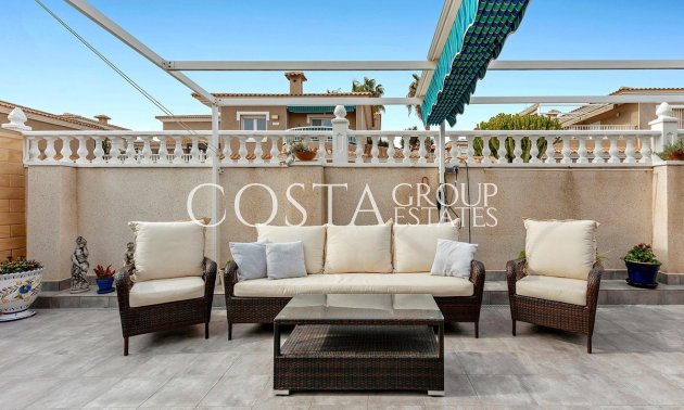 Resale - Villa -
Torrevieja - Torrevieja Centro