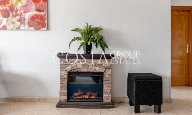 Resale - Villa -
Torrevieja - Torrevieja Centro