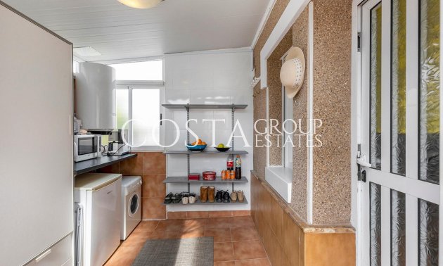 Resale - Villa -
Torrevieja - Torrevieja Centro