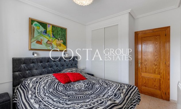 Resale - Villa -
Torrevieja - Torrevieja Centro