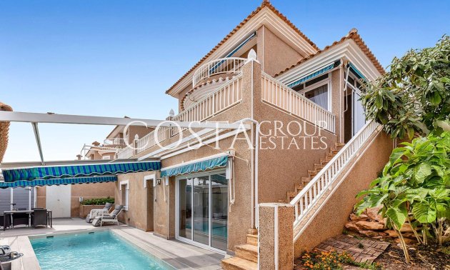 Resale - Villa -
Torrevieja - Torrevieja Centro