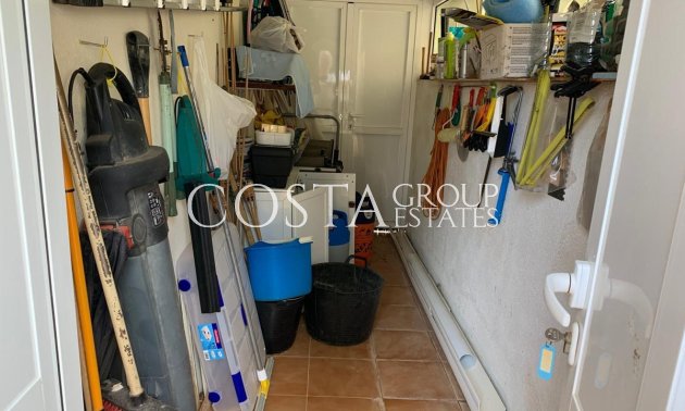 Herverkoop - Villa -
Urbanización El Raso